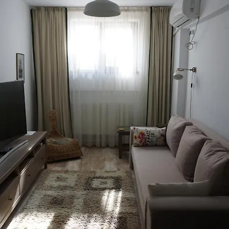 Central Beach Apartment *